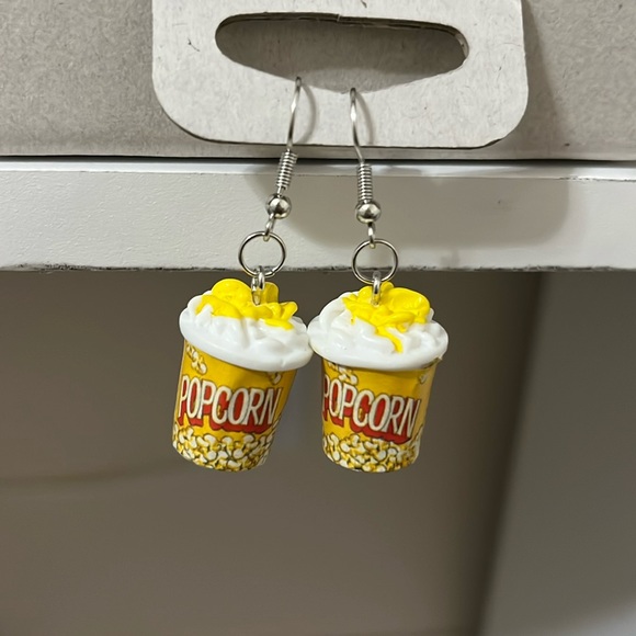 Bucket of Popcorn Earrings - Picture 1 of 3